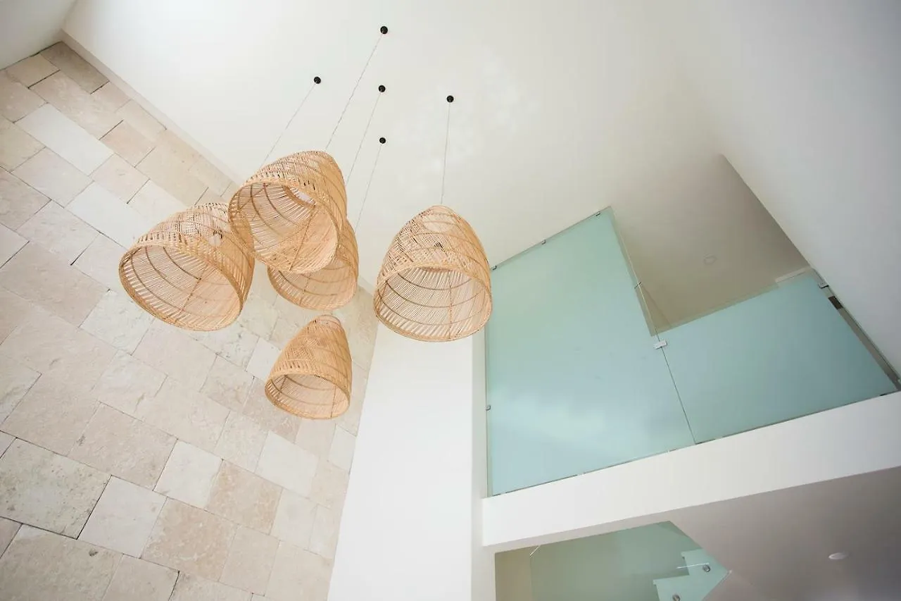 4 Bedroom House- Beach, Private Pool&Jacuzzi Cancun