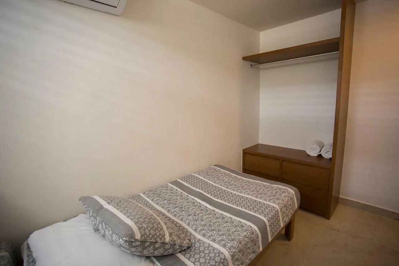 4 Bedroom House- Beach, Private Pool&Jacuzzi Cancun