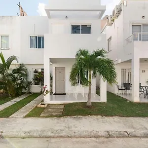 Micro Perfect For Backpackers, Couples, 3 Min Drive To Playa El Nino Apartment